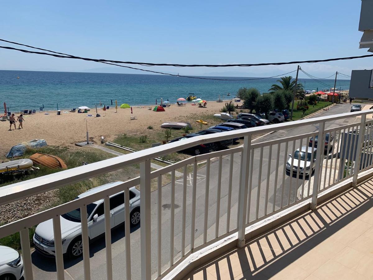 "Breeze" Front To The Sea - Hakidiki Villa Flogita Ngoại thất bức ảnh