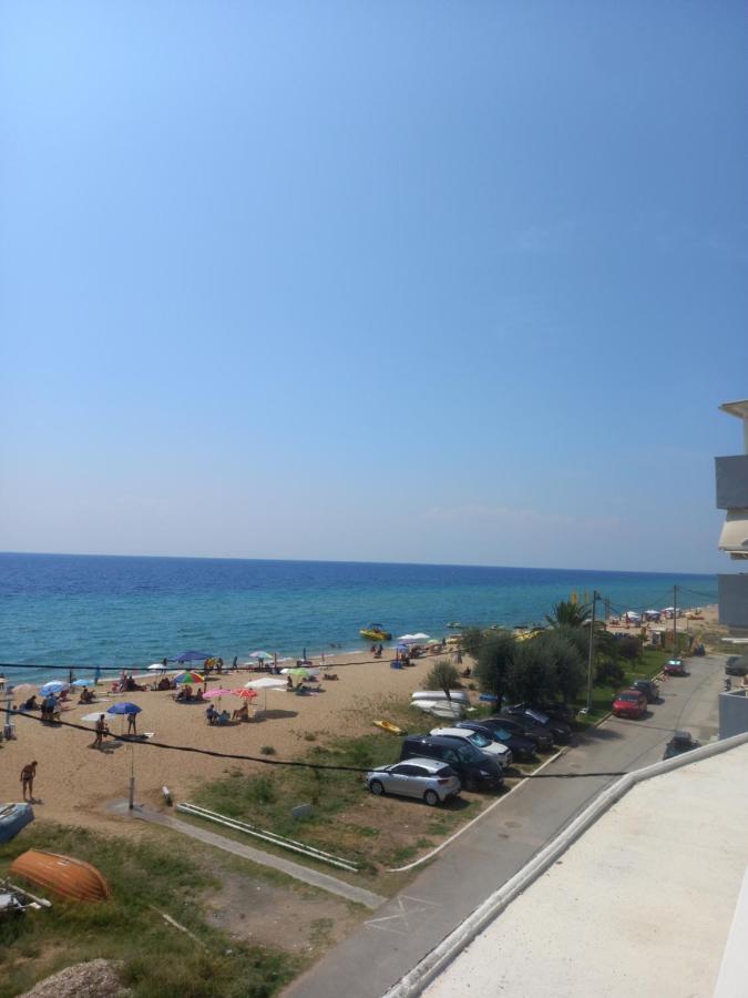"Breeze" Front To The Sea - Hakidiki Villa Flogita Ngoại thất bức ảnh